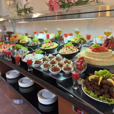 아파트 Natur Apart Hotel 바이즈