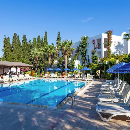 Natur Garden Hotel Apartment *