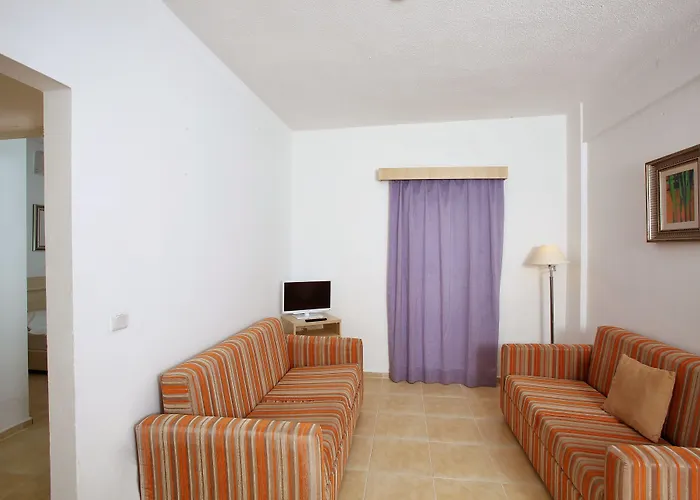 Natur Garden Hotel 3* Битез