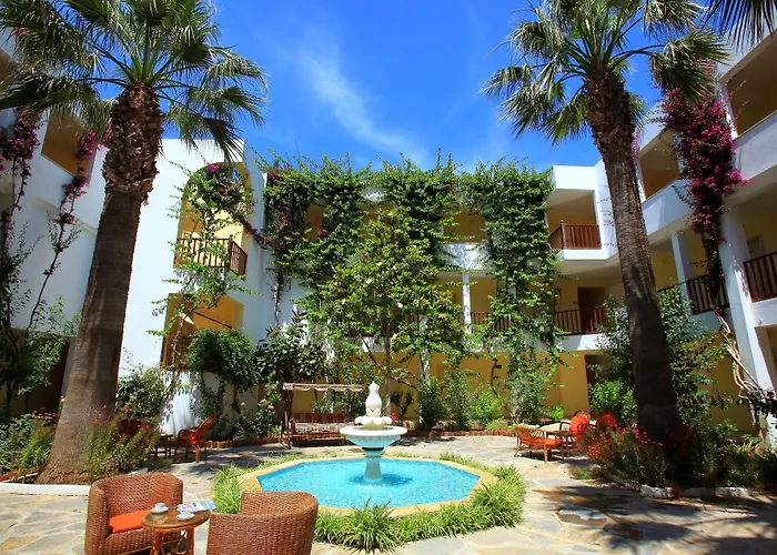 Отель Natur Garden Hotel Битез