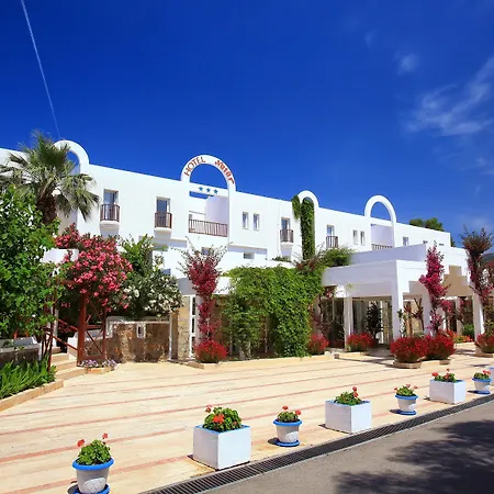 Natur Apart Hotel ビテツ