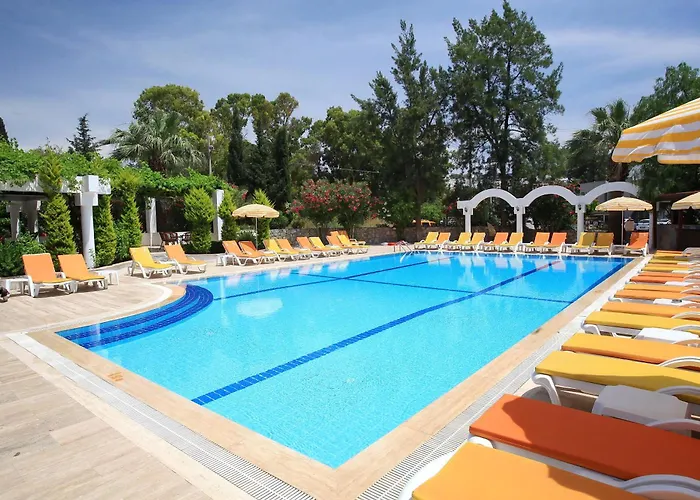 Natur Garden Hotel 3*